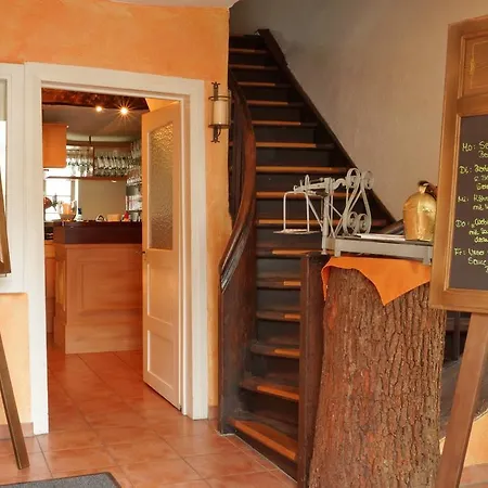 Guest house Webstuhl *